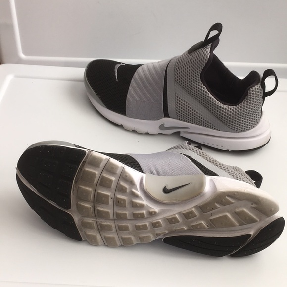 Nike sock structure knitted slip ons sneakers - Picture 6 of 8